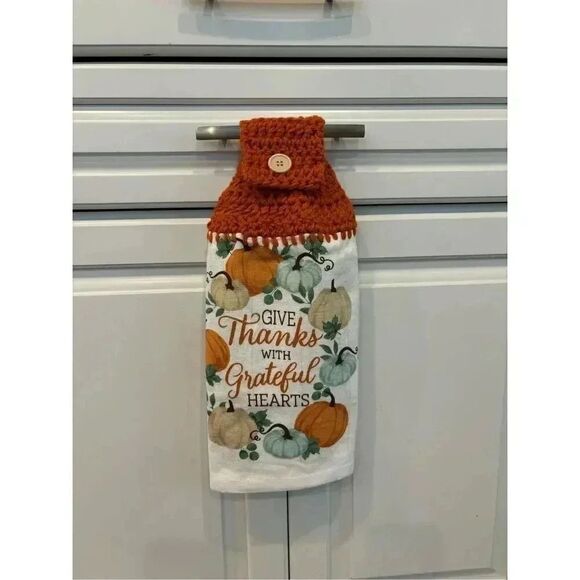 Crochet Top Kitchen Towel- Give Thanks With Grateful Hearts - Picture 1 of 2
